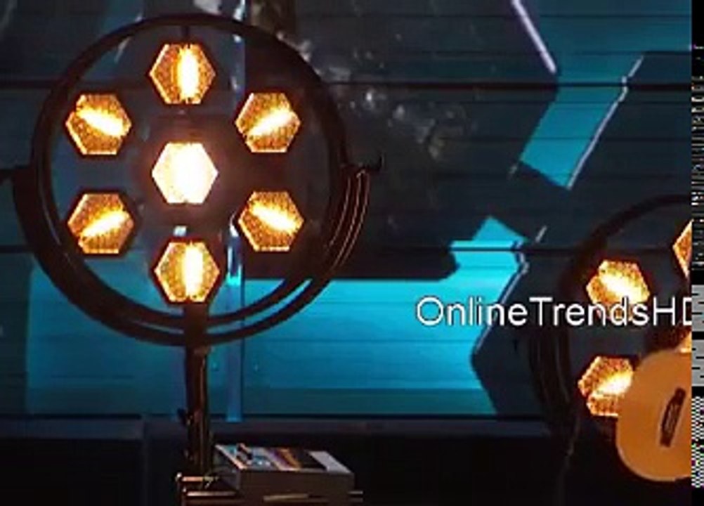 Ed Sheeran performance Shape of You at Grammys 2017