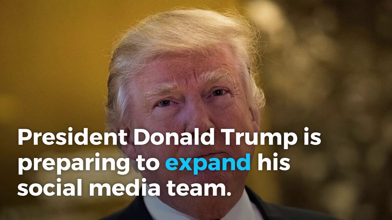 White House preparing to expand social media team