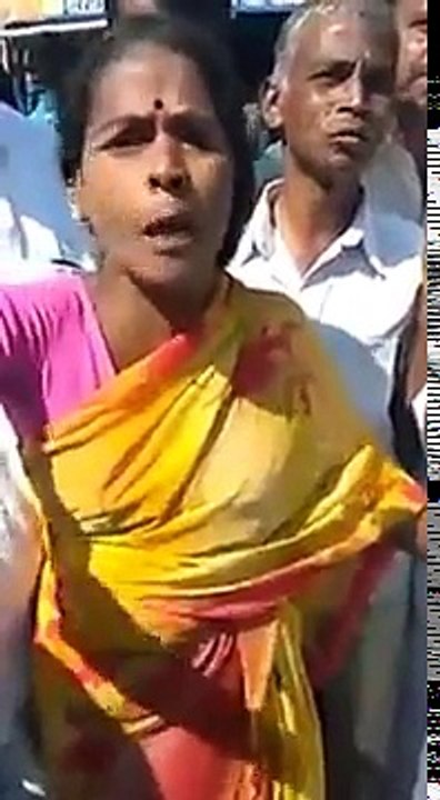 சசிகலாவை கிழித்து தொங்கவிடும் தொண்டர் -- Sasikala trolled by ADMK party women