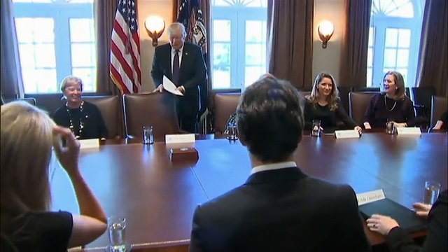 Le geste galant de Justin Trudeau envers Ivanka Trump à la Maison Blanche