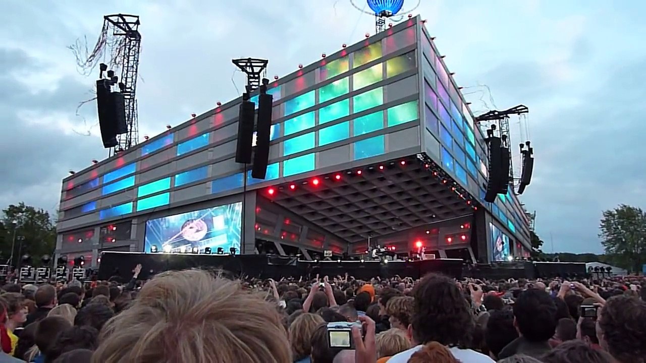 Muse - United States of Eurasia - Nijmegen Goffert Park - 06/19/2010