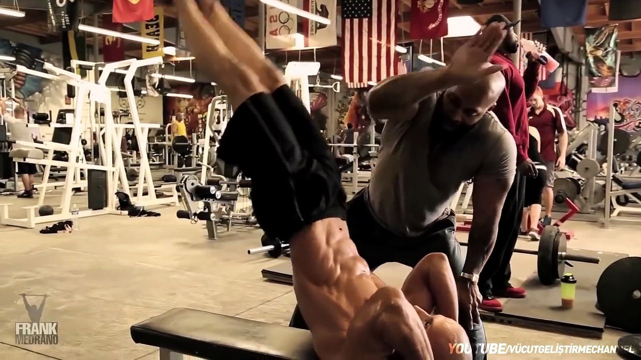 Frank Medrano ile Calisthenics Antrenmanı
