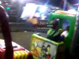 Pasar Malem Piyungan 23 Juli 2016 Lihat Perahu kayuh Adelio Mau naik Perahu gak...__