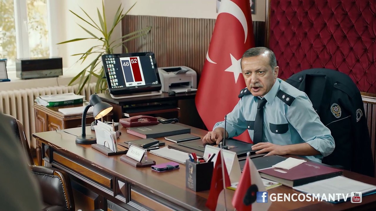 “Atatürk ölmedi, kalbimizde yaşıyor.”