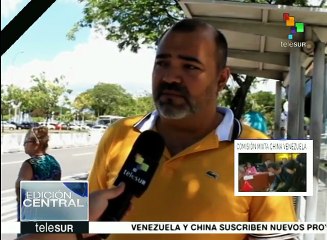 Brasil:familias de policías en paro esperan reunirse con el gobernador