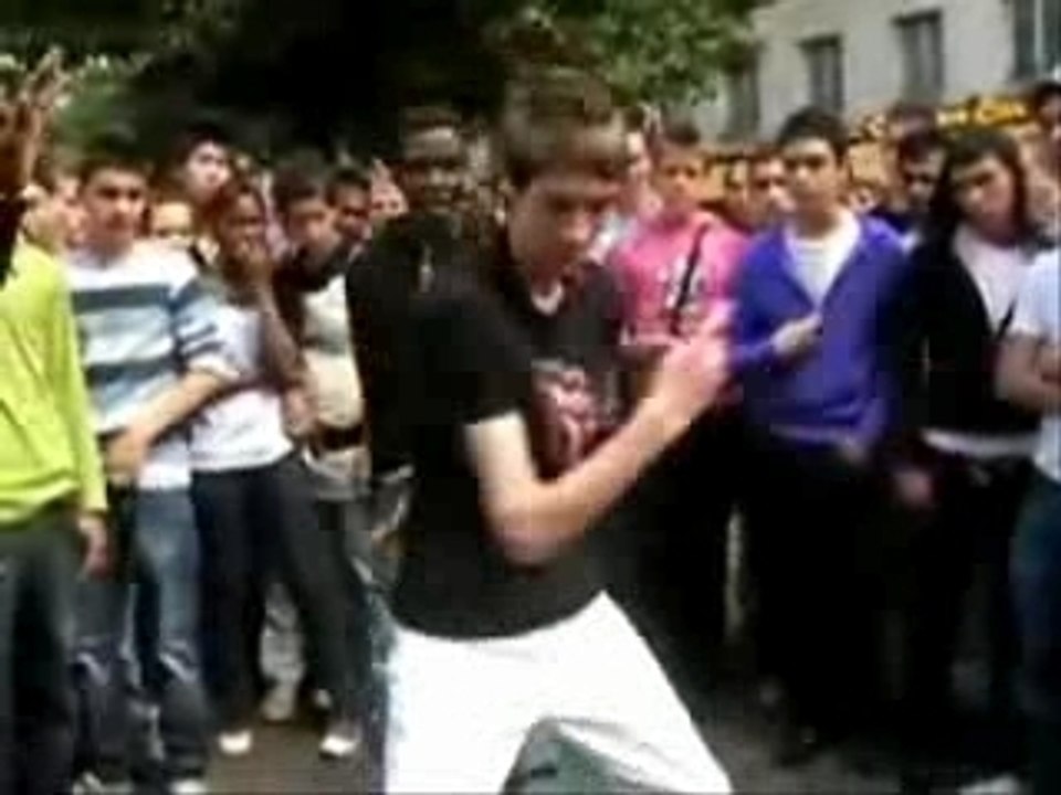 tecktonik killer clash battle style parodie