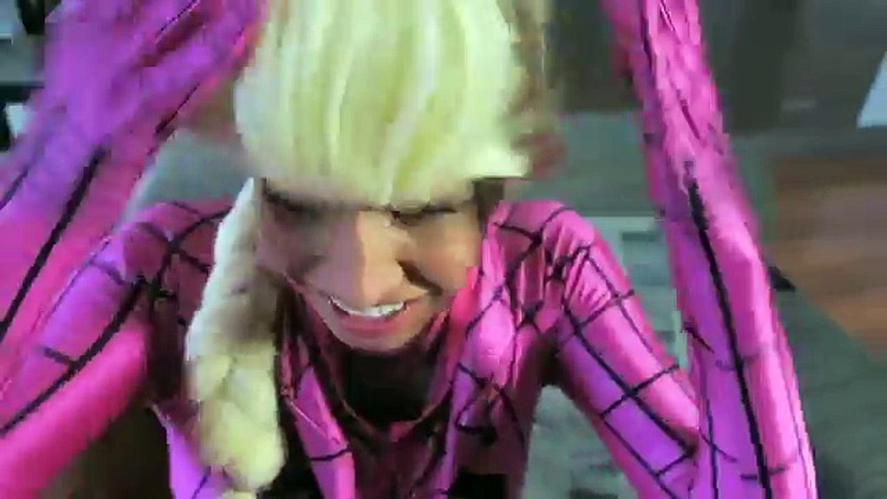 Spiderman vs Frozen Elsa Cuts Hair! Joker PRANK w:/ Maleficent, Pink Spidergirl! Funny Superheroes