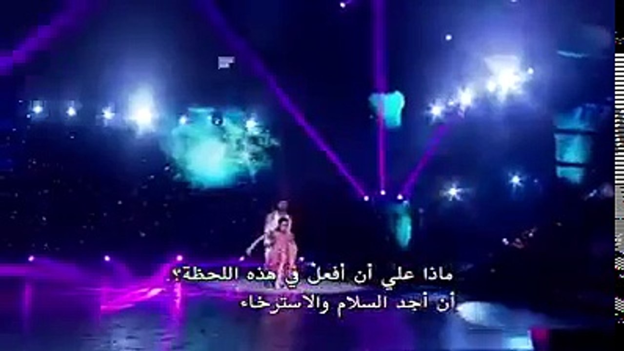 Sanaya İrani Cezbedici muhteşem Dans performansları