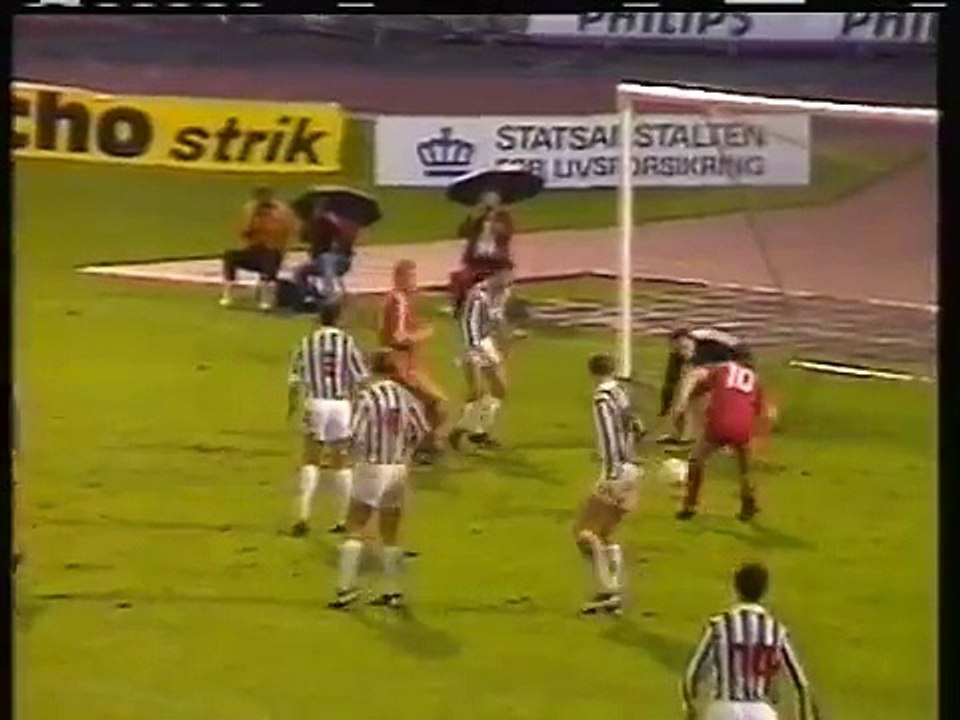 16.09.1987 - 1987-1988 European Champion Clubs' Cup 1st Round 1st Leg Aarhus GF 4-1 Jeunesse Esch