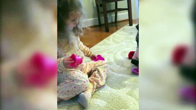 Tea party avec son gros chien... Adorable