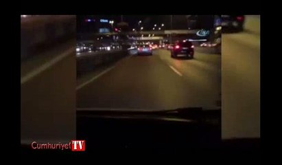 Araca çarpan trafik magandası makas atmaya devam etti