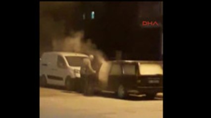 Antalya Park Halindeki Otomobil Kül Oldu