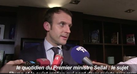 A Alger, Macron tente de séduire la communauté française