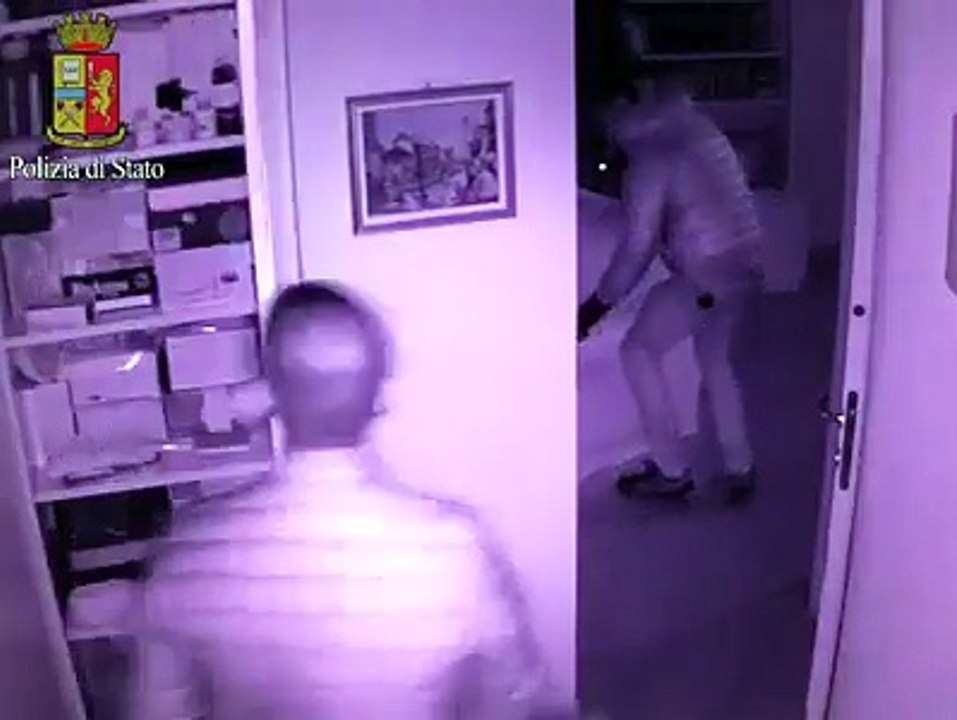 Ja se si bënin kërdinë në shtëpitë e italianëve 3 ‘skifterët’ shqiptarë (VIDEO)