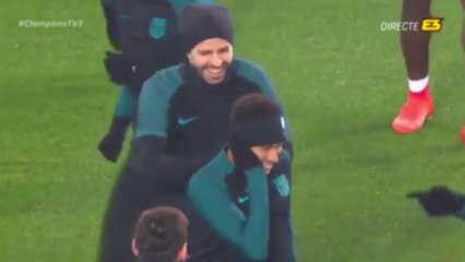 La moustache de Neymar fait rire les Barcelonais