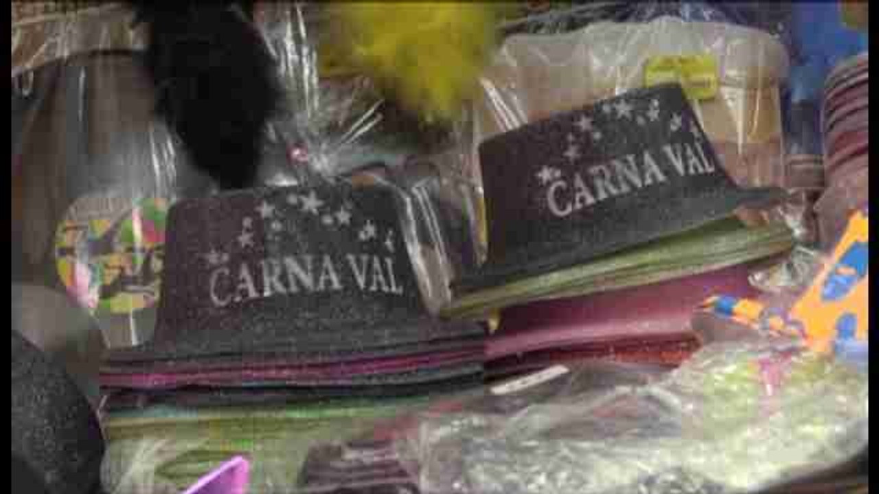 Ambiente festivo en Río, a días del carnaval, pese a la crisis