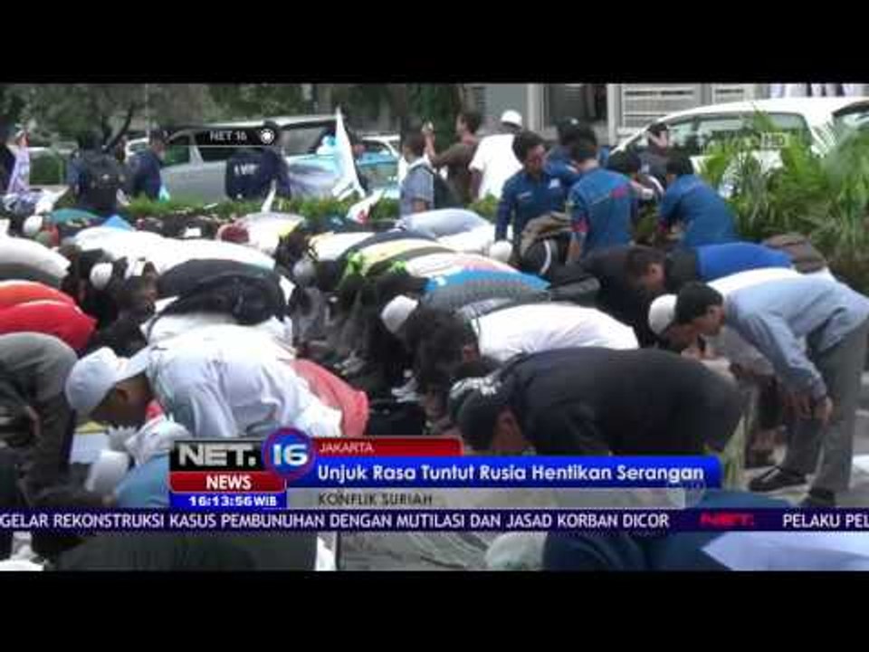 Unjuk Rasa Tuntut Rusia Hentikan Serangan - NET 16