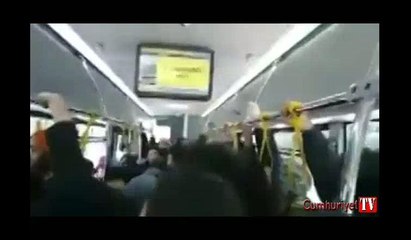 Marmara Üniversitesi öğrencilerinden "Hocama dokunma, hayır!" şarkısı