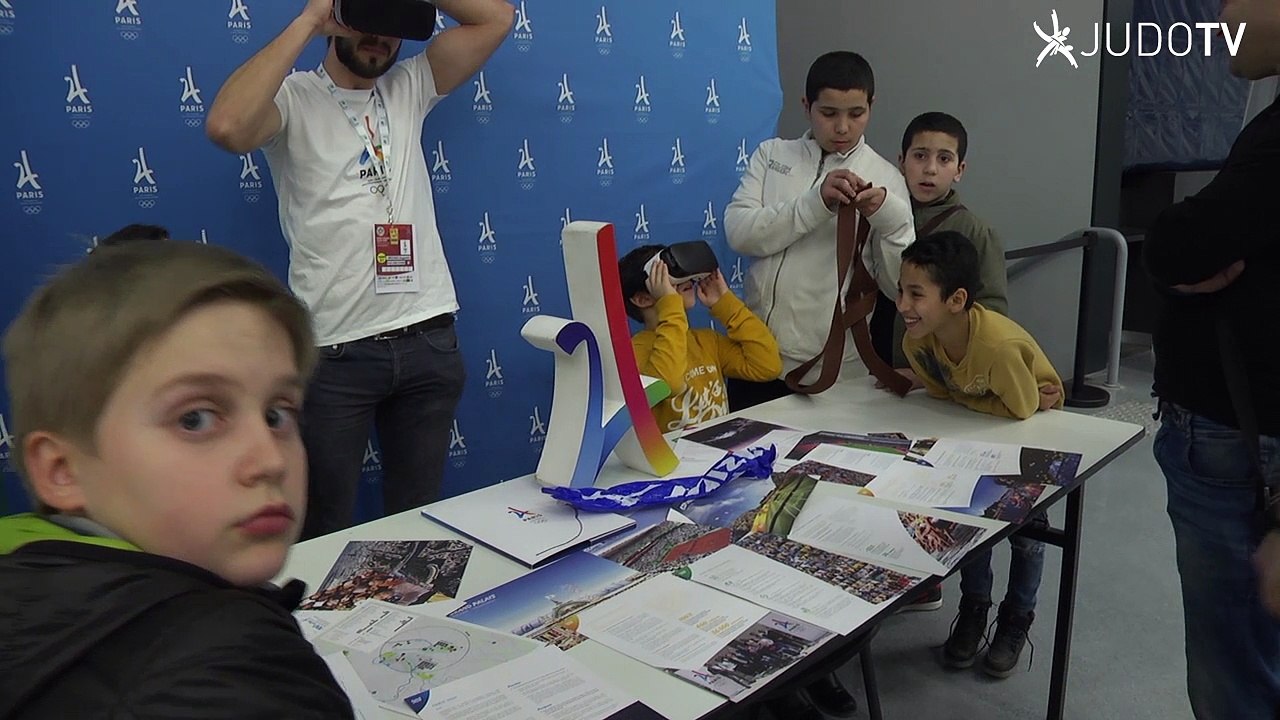 STAND PARIS 2024