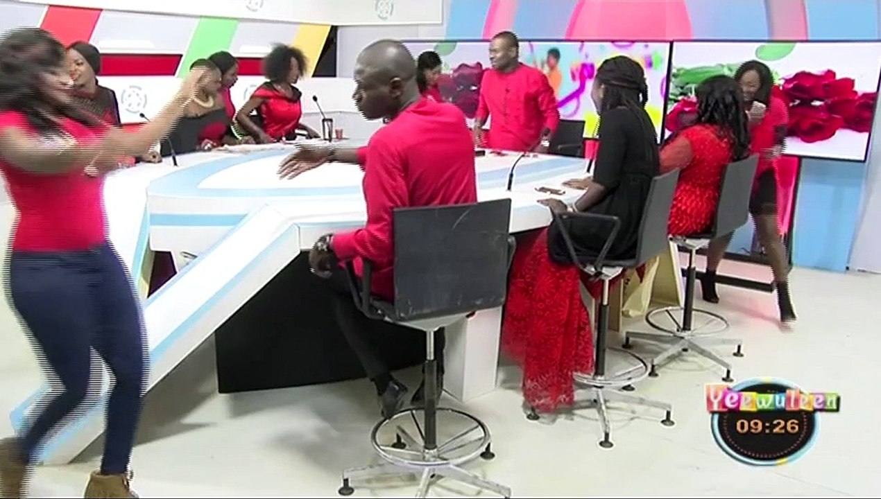 A VOIR LES SURPRISES ET TEMOIGNAGES DES MEMBRES DE YEEWU LEEN QUI ONT FAIT PLEURÉ PAPE CHEIKH DIALLO