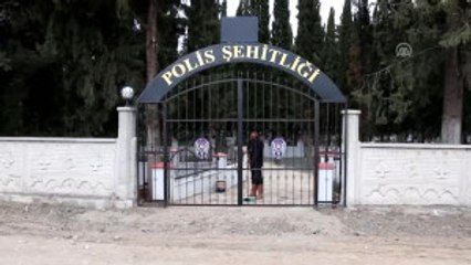 Şehit Polisin Yakınlarının Evinde Yas