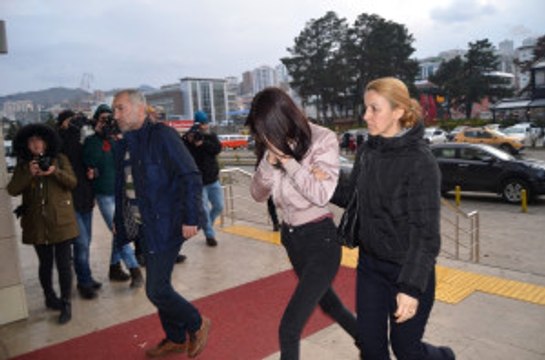 Sosyal Medyada Randevulaşıp Kavga Eden Kızlar Adliyelik Oldu