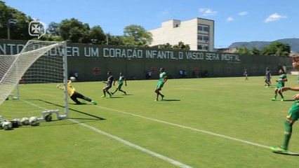 Wagner marca e se destaca em jogo-treino contra o sub-20