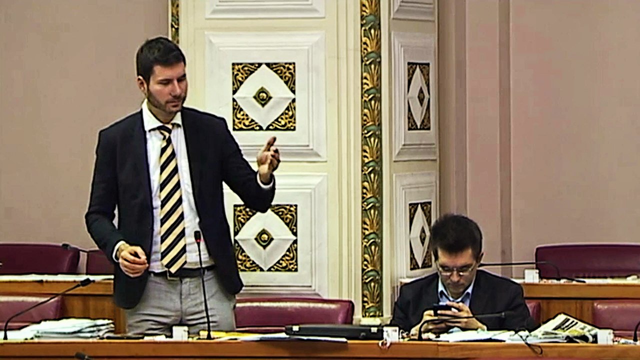 Culej Pernaru: "Volite Srbe, čak više od mene?!"