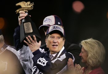 Red Wings, Tigers owner Mike Ilitch passes away at 87