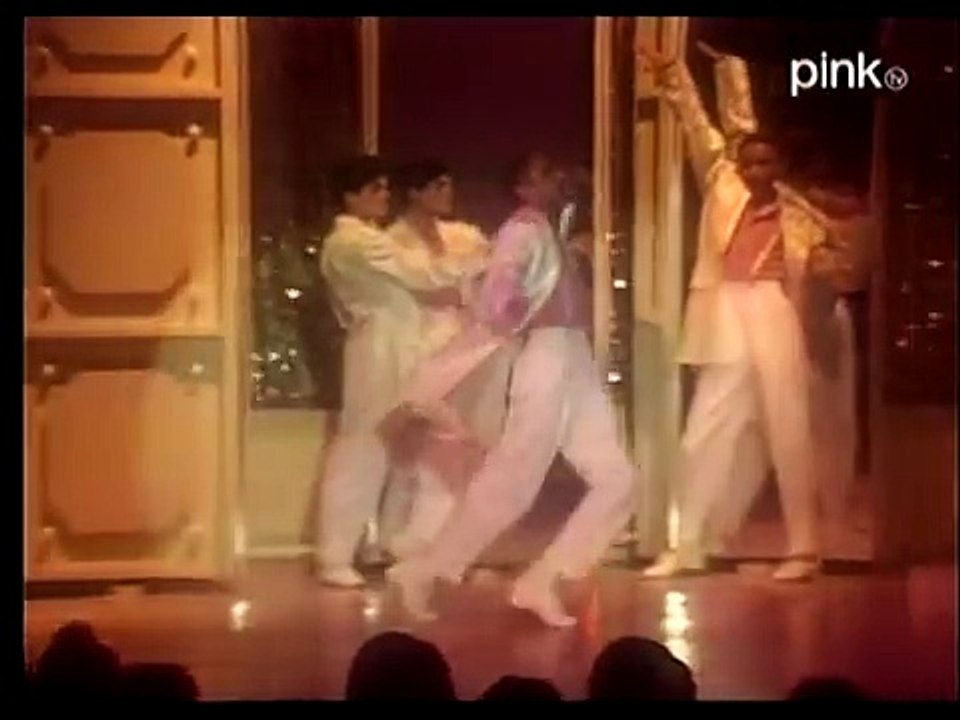 Diana Ross – "Love Hangover"