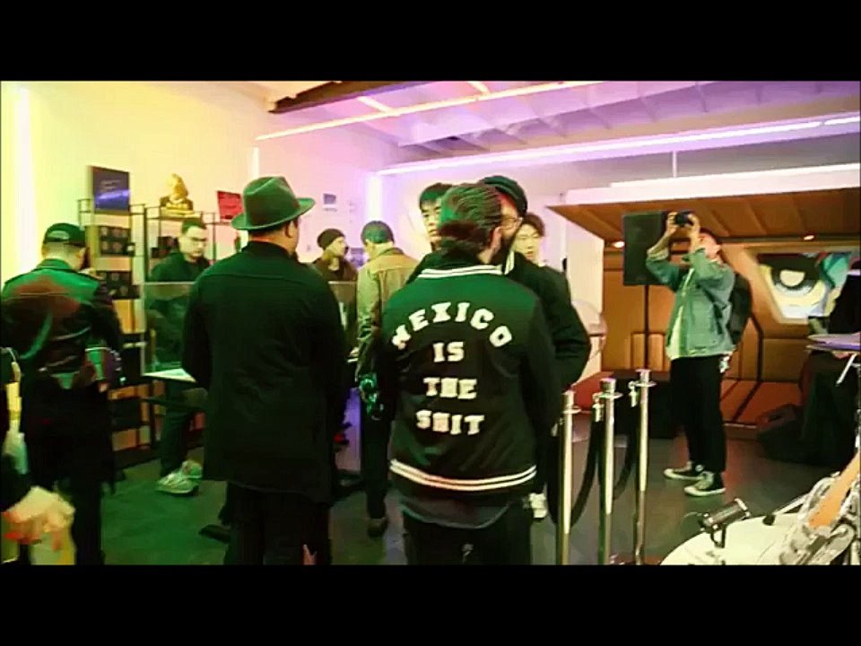 Daft Punk Pop up shop @ Melrose 11/02/2017