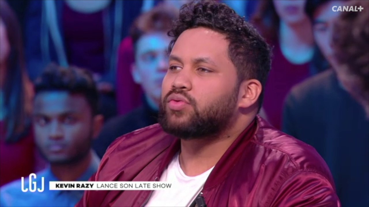 Kevin Razy lance son news show "Rendez-vous avec Kevin Razy" - Le Grand Journal du 14/02 - CANAL+