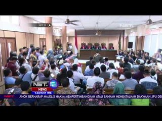 Ahok Bacakan Isi Buku Yang Ia Tulis - NET 12