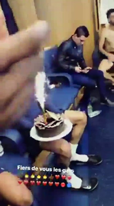PSG Changing Room after Barca win