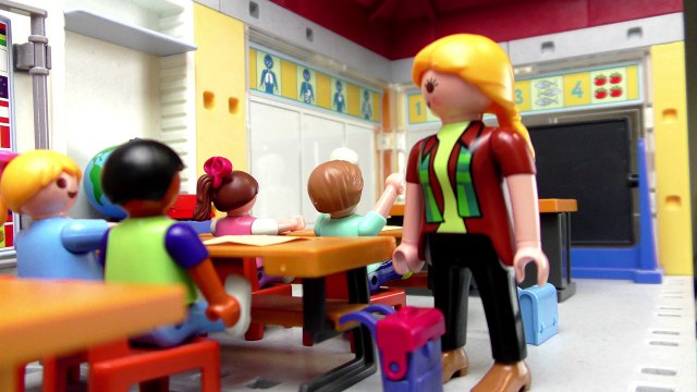 Film Playmobil en français - Hannah Dave bavardent en classe! Série pour enfants Famille Brie-3QHGypVFvzk