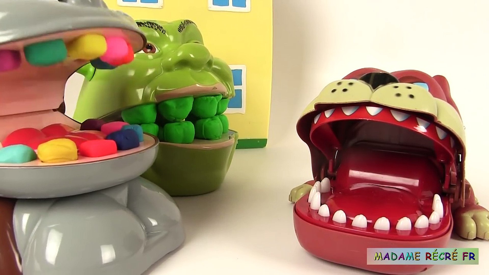Play Doh Dr Wackelzahn vs. Play Go Dentiste pour singe – Comparaison de  jeux de pâte à modeler 
