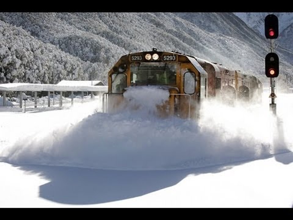 TOP 10 Crazy Train Hits and Dissect Snow Bank!
