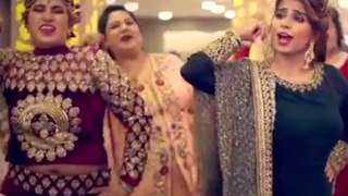 Best Indian Wedding Mehndi Dance 2017