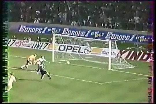 05.10.1988 - 1988-1989 UEFA Cup 1st Round 2nd Leg Bordeaux FC 2-1 Dnipro Dnipropetrovsk