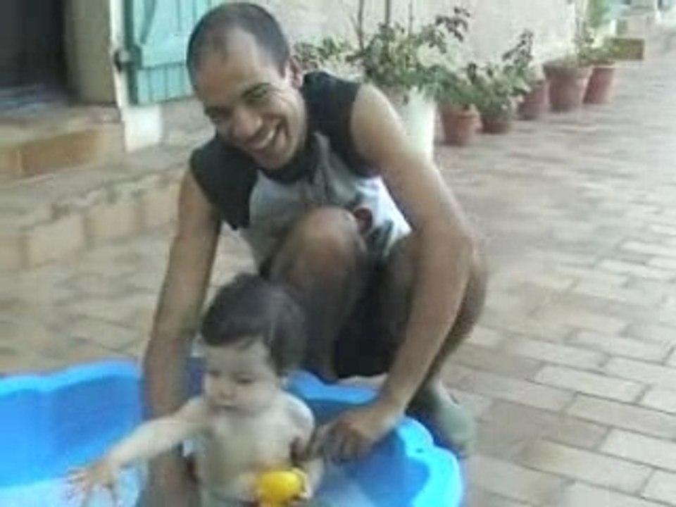 Père et fille font le poisson