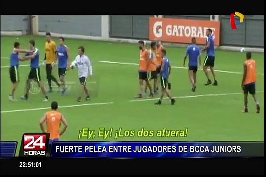 Universitario: hinchas ingresan a las prácticas y agreden a Juan Vargas