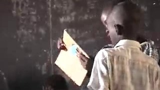 La bataille des livres au Sénégal