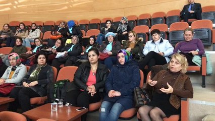Akhisarlı kadınlara mikrokredi anlatıldı