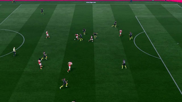 Fifa 17 Martial İle Harika Vole Golü !