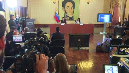 Venezuela pede a Trump que evite 'erros' de seus antecessores