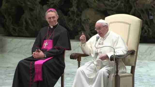 El papa Francisco: Cuando pedimos algo al señor, hay que insistir