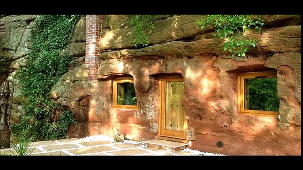 IL RÉNOVE UN GROTTE EN APPARTEMENT DE LUXE!