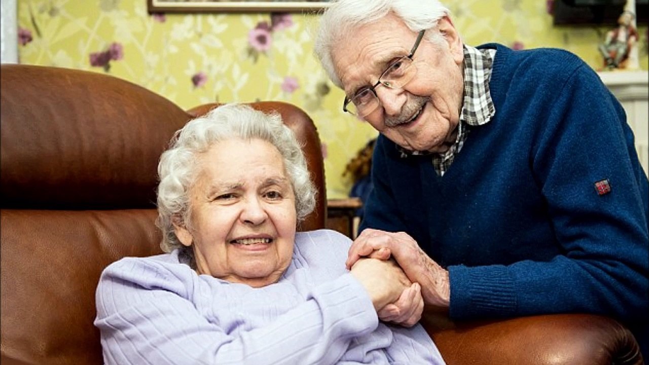 Ils fêtaient hier leur 71ème Saint Valentin, elle, ex-prisonnière d'Auschwitz, et lui, ex-soldat écossais qui l'a délivr