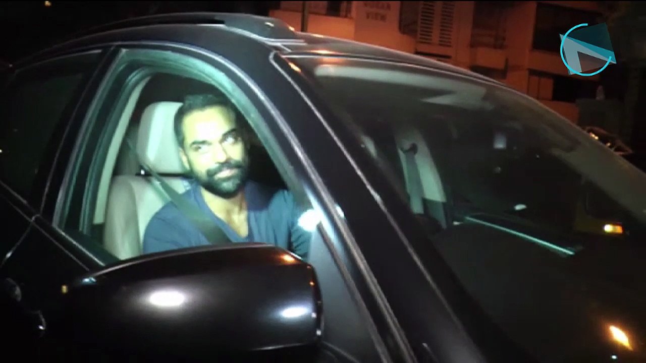Rumoured couple Malaika & Arjun Kapoor party together at KJo’s residence