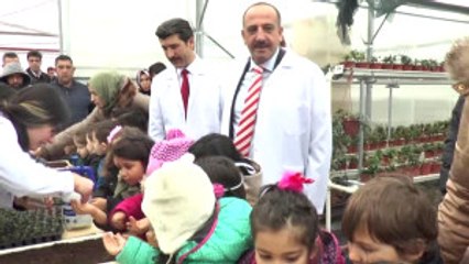 Gölbaşı'nda Minik Eller Toprakla Buluştu